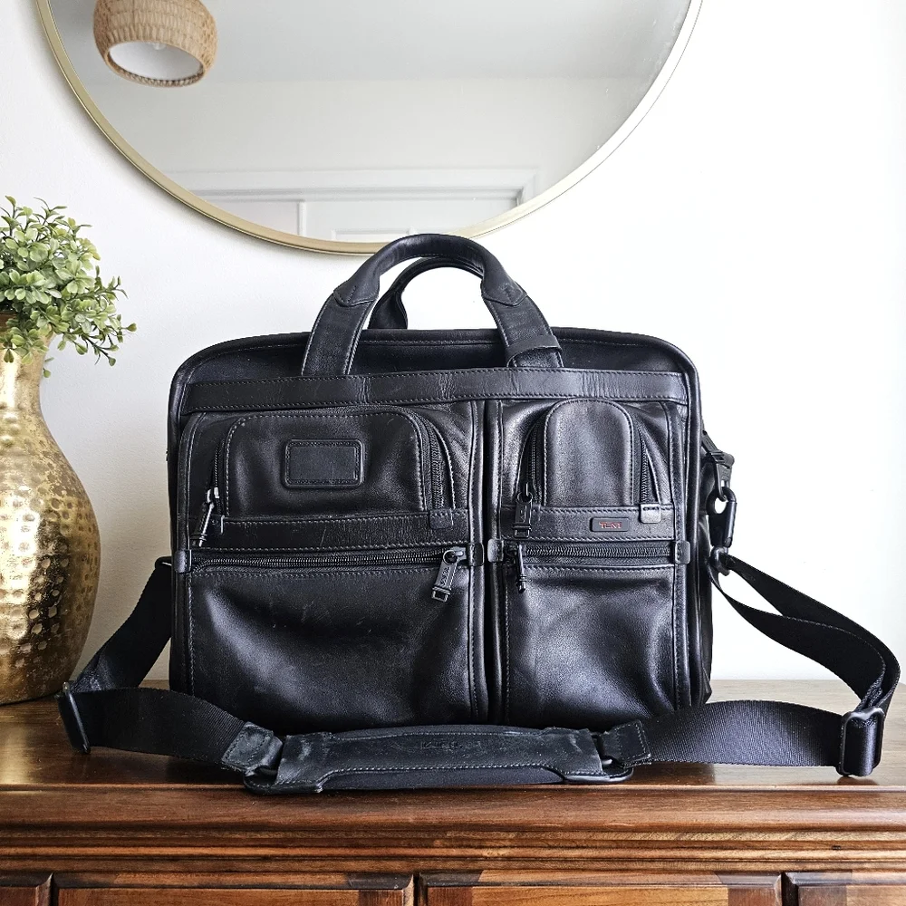 Tumi Alpha Expandable Black Genuine Leather Organizer Laptop Briefcase T Pass